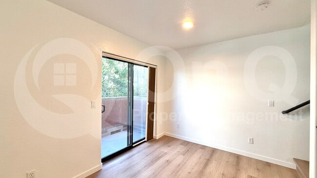 property at 330 S Farmer Ave