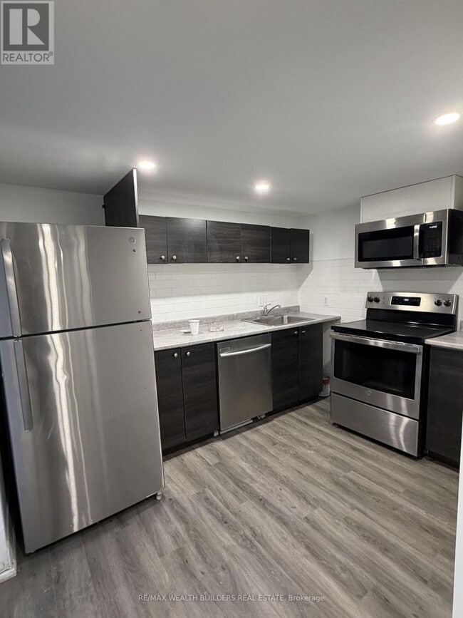 219 Jarvis St in Toronto, ON - Building Photo - Building Photo