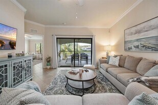 9533 Avellino Wy, Unit 303 in Naples, FL - Building Photo