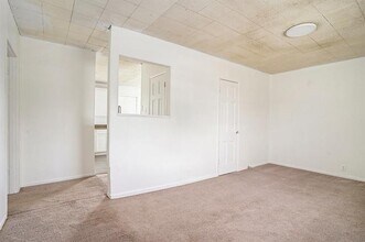 1708 Redwood Dr in Cleburne, TX - Building Photo - Building Photo