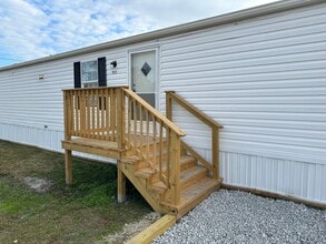 1012 10th St in Piney Green, NC - Building Photo - Building Photo