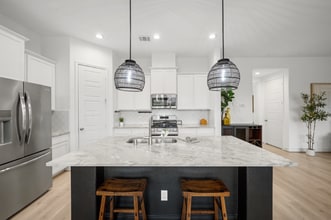 8906 Covenant Pl in Houston, TX - Foto de edificio - Building Photo