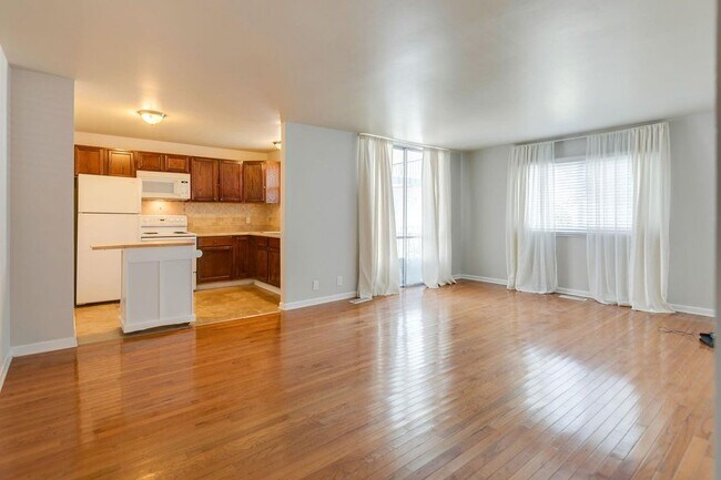 613 Hillsboro Rd-Unit -A17 in Franklin, TN - Building Photo - Building Photo