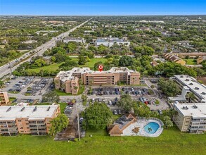 3110 N Pine Island Rd in Sunrise, FL - Building Photo - Building Photo