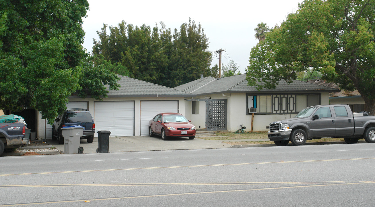 4259 Hamilton Ave in San Jose, CA - Building Photo