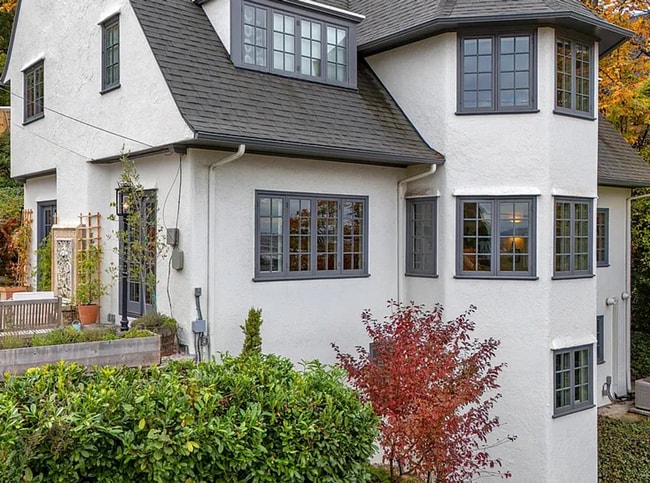 property at 1240 NW Summit Ave