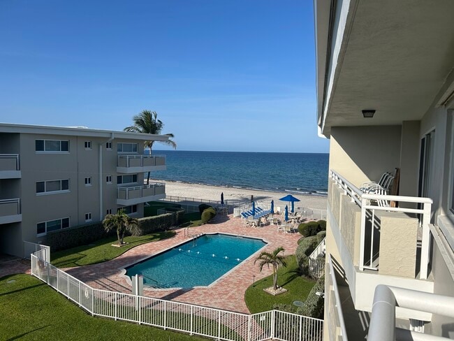 1199 Hillsboro Mile, Unit 331 in Hillsboro Beach, FL - Building Photo - Building Photo