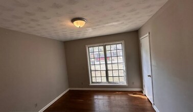 4810 Summerlane Ave in Memphis, TN - Building Photo - Building Photo