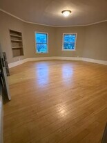 718 Belmont St, Unit 2 in Manchester, NH - Building Photo
