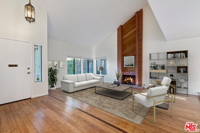 12106 Wagner St in Culver City, CA - Building Photo - Building Photo