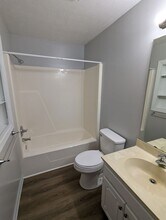 403 E Palm Dr in Syracuse, IN - Building Photo - Building Photo