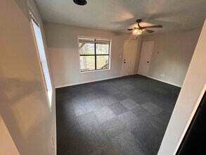 621 Co Rd 207, Unit 3 in Eureka Springs, AR - Foto de edificio - Building Photo