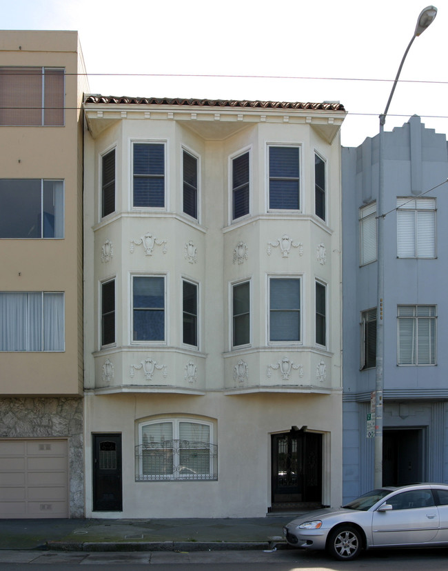 1737 Chestnut in San Francisco, CA - Building Photo - Building Photo