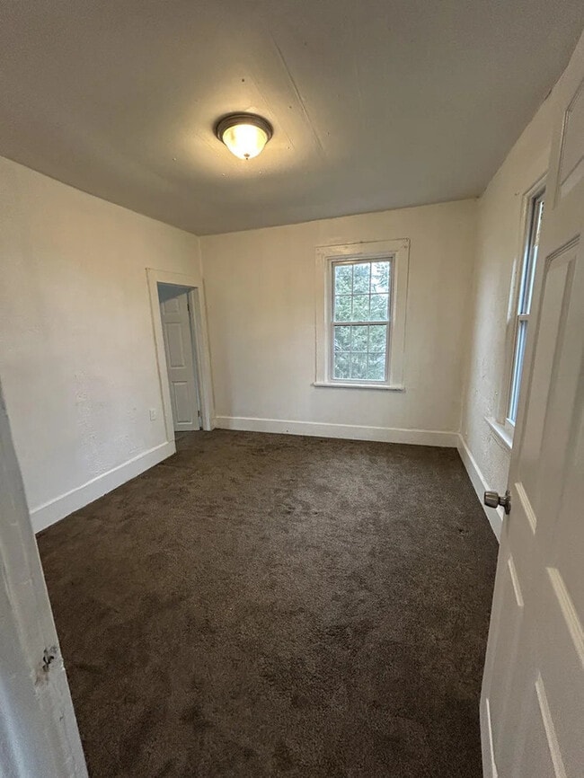 1615 Cedar St in Turtle Creek, PA - Foto de edificio - Building Photo