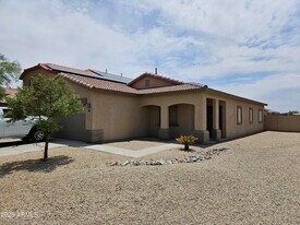 1427 E Avenida Kino in Casa Grande, AZ - Building Photo