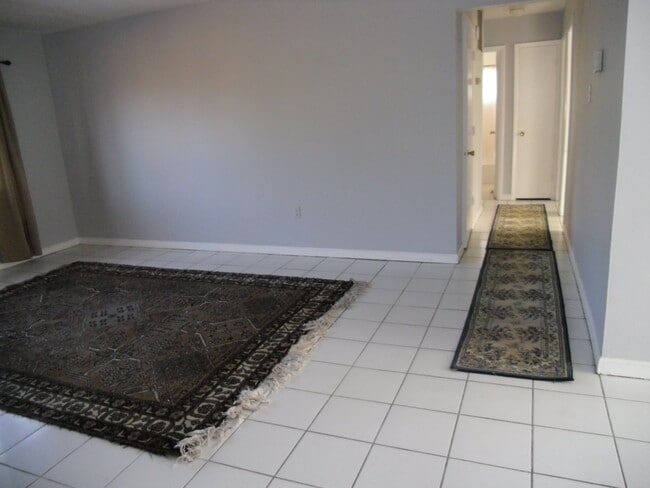 property at 1509 Pickford Ln