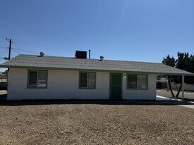 3130 Emilie Cir in Kingman, AZ - Building Photo