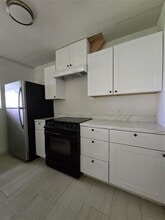 434 Long St in West Columbia, TX - Building Photo - Building Photo