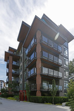 Shore in North Vancouver, BC - Building Photo - Building Photo