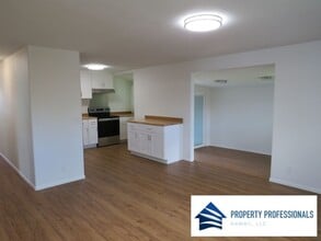 437 Hoopuni St. in Hilo, HI - Building Photo - Building Photo