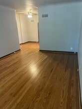 5247 Pernod Ave, Unit 1FL in St. Louis, MO - Foto de edificio - Building Photo