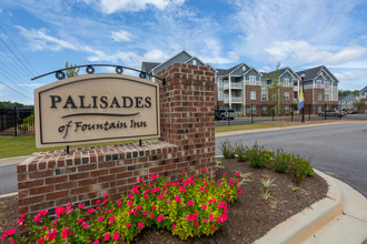 Palisades at Fountain Inn in Fountain Inn, SC - Foto de edificio - Building Photo