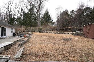 94 Baldwin Ln in Mahopac, NY - Building Photo - Building Photo