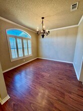 5901 94th St in Lubbock, TX - Foto de edificio - Building Photo