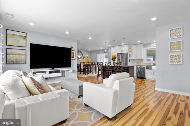property at 48 Pine Needle Rd
