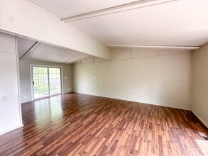 1118 Stuhr Ct in Onalaska, WI - Foto de edificio - Building Photo