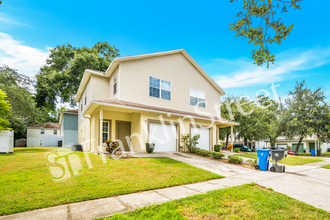 Pine Landing Villas LP in Seffner, FL - Foto de edificio - Building Photo