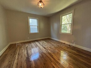 32 Orlando Ave in Greenville, SC - Building Photo - Building Photo