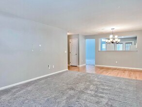 8648 Grassy Oak Trail in North Charleston, SC - Building Photo - Building Photo