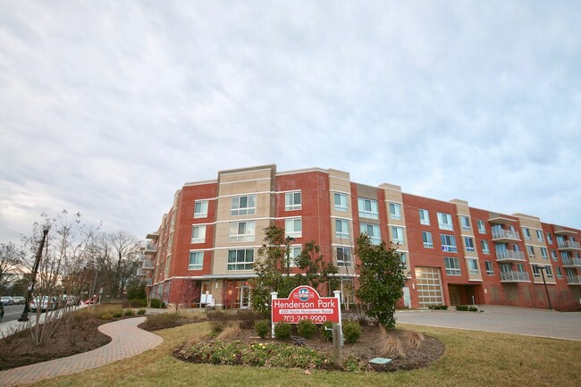 Henderson Park in Arlington, VA - Foto de edificio - Building Photo