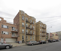 22-55 33rd St in Long Island City, NY - Building Photo - Building Photo