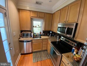 2128 10th St NW in Washington, DC - Building Photo - Building Photo