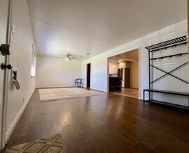 6581 Patrick Dr in Dallas, TX - Building Photo - Building Photo
