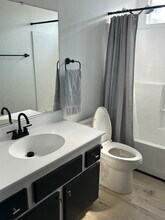 27185 White Ct in Romoland, CA - Building Photo - Building Photo