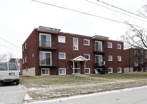34 Plymouth Ct in Guelph, ON - Building Photo