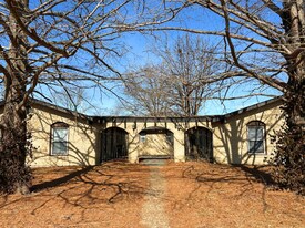 109 Sieville Ave, Unit # 102 in Columbia, MO - Building Photo