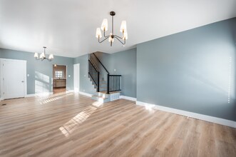 407 E Clen Moore Blvd in New Castle, PA - Building Photo - Building Photo