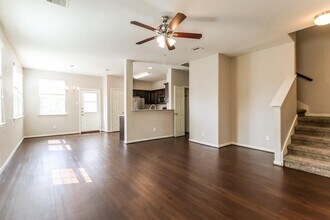 2714 Mesquite Ridge Dr in Houston, TX - Building Photo - Building Photo