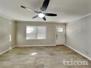 2210 Weddington Rd in Matthews, NC - Building Photo - Building Photo