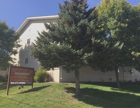 121 N Cleveland Ave in Sioux Falls, SD - Building Photo - Building Photo