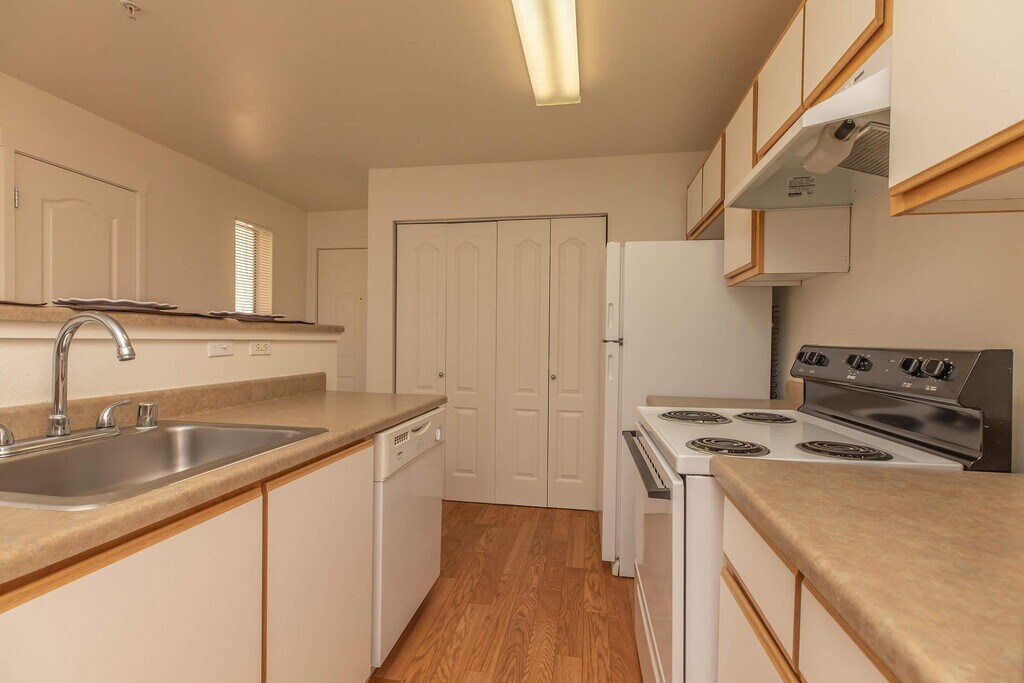 Enchanted Hills Apartments in Rio Rancho, NM