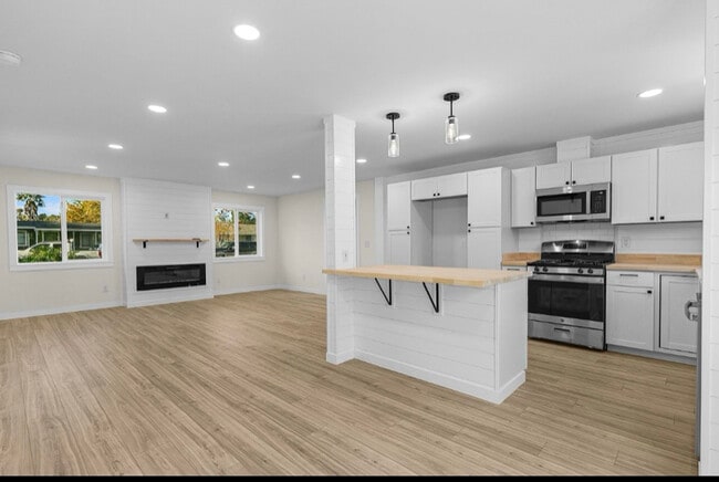 19367 Lucille St in Anderson, CA - Foto de edificio - Building Photo