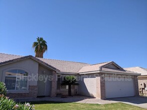 2317 E Devon Ct in Gilbert, AZ - Building Photo - Building Photo