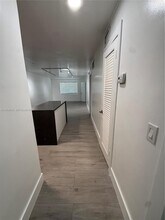 200 Galen Dr in Key Biscayne, FL - Building Photo - Building Photo