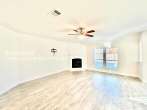 11416 Culberson Dr in Providence Village, TX - Building Photo - Building Photo
