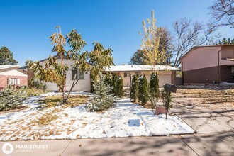 10708 Varese Ln in Northglenn, CO - Foto de edificio - Building Photo